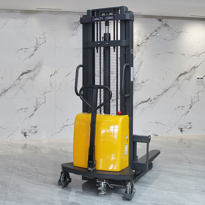 SPN Semi Electric Stacker with Straddle Leg 4